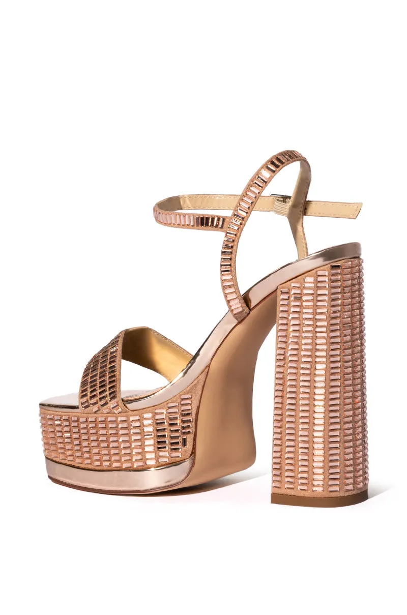 AZALEA WANG CATRIONA EMBELLISHED CHUNKY SANDAL IN CHAMPAGNE