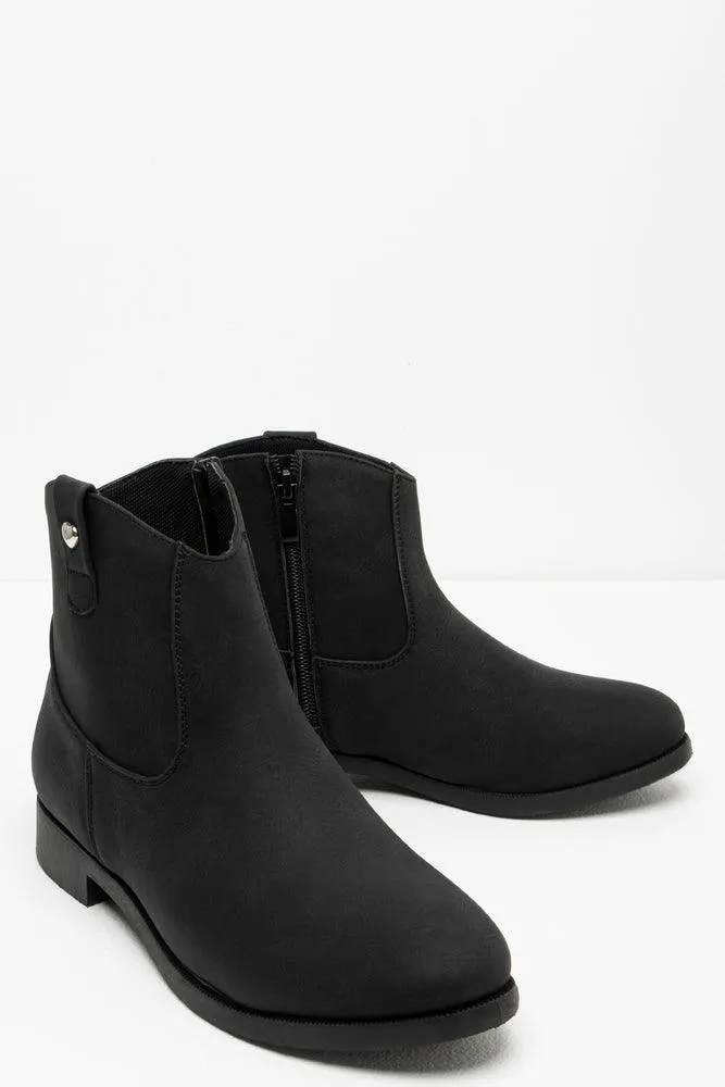 Boot Black