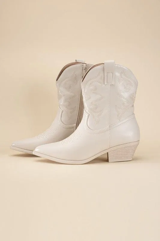 Womens Shoes Willa-1 Western Boots